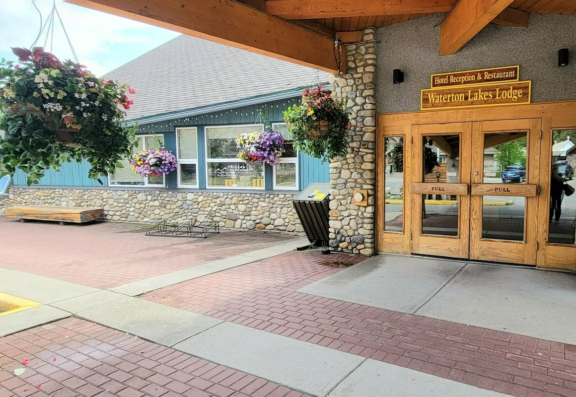 Waterton Lakes Lodge Resort hotel hero