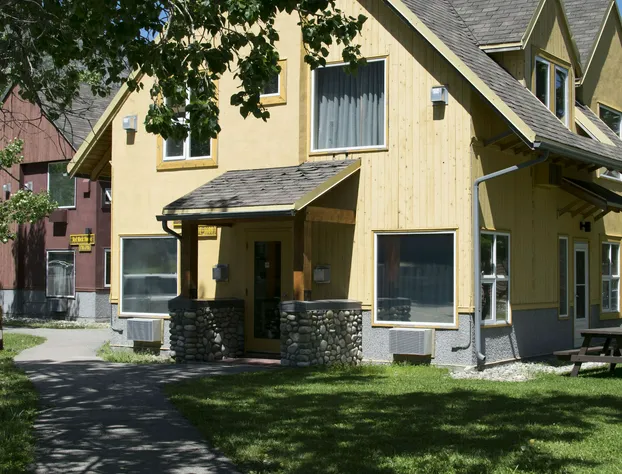 Waterton Lakes Lodge Resort hotel detail image 3