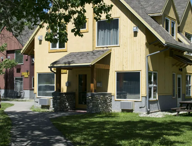 Waterton Lakes Lodge Resort hotel detail image 3