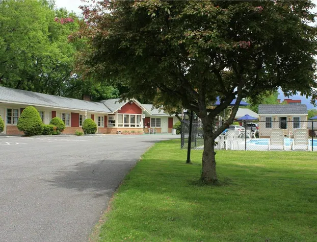 Berkshire Inn hotel detail image 1