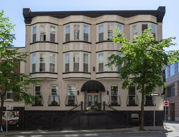 Victorian Hotel hotel detail image 2