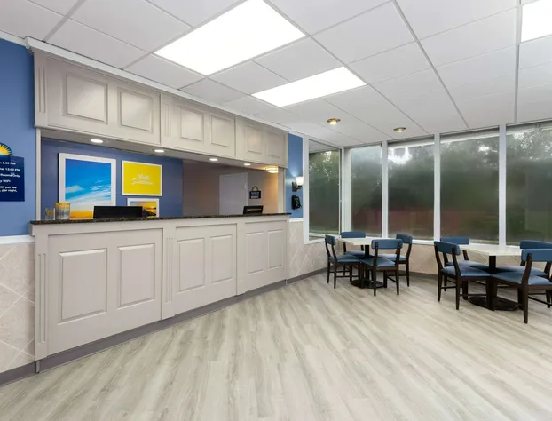 Days Inn by Wyndham Melbourne hotel detail image 4