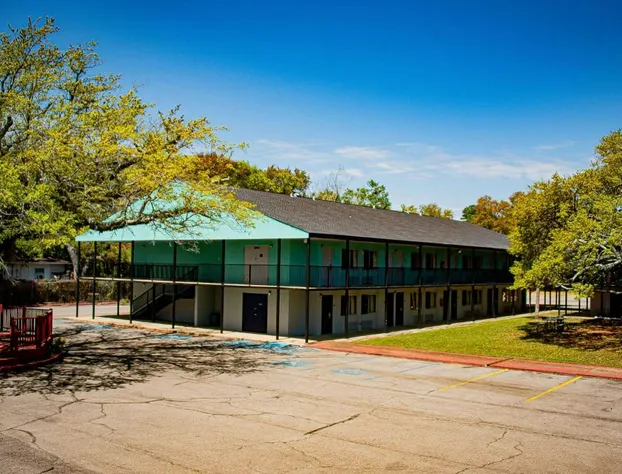 Super 8 by Wyndham Biloxi hotel detail image 1