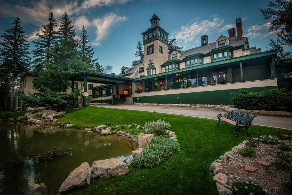 The Lodge at Cloudcroft hotel hero
