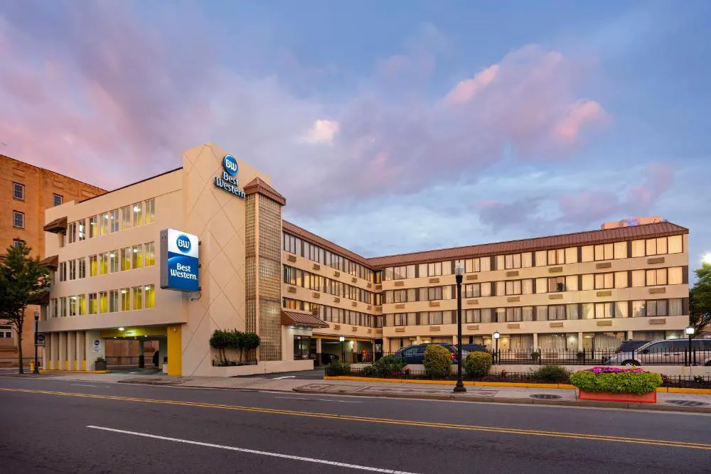 Best Western Atlantic City Beach Block hotel hero