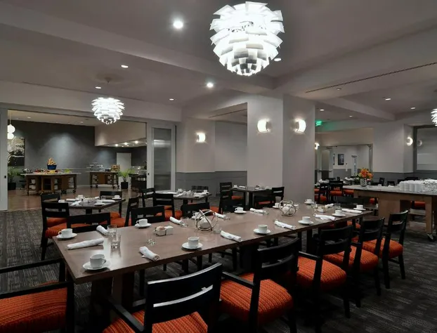 Loews Hollywood Hotel hotel detail image 4