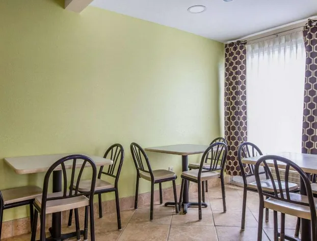 Rodeway Inn hotel detail image 2