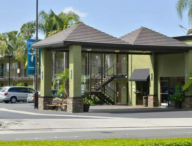 Best Western Plus Pavilions hotel detail image 3