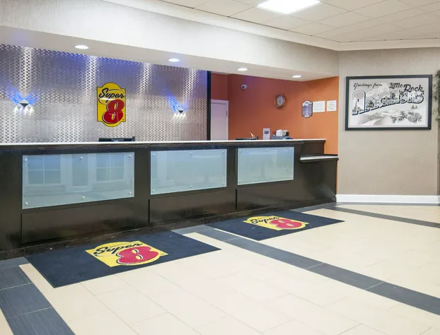 Super 8 by Wyndham Little Rock/Otter Creek hotel detail image 2