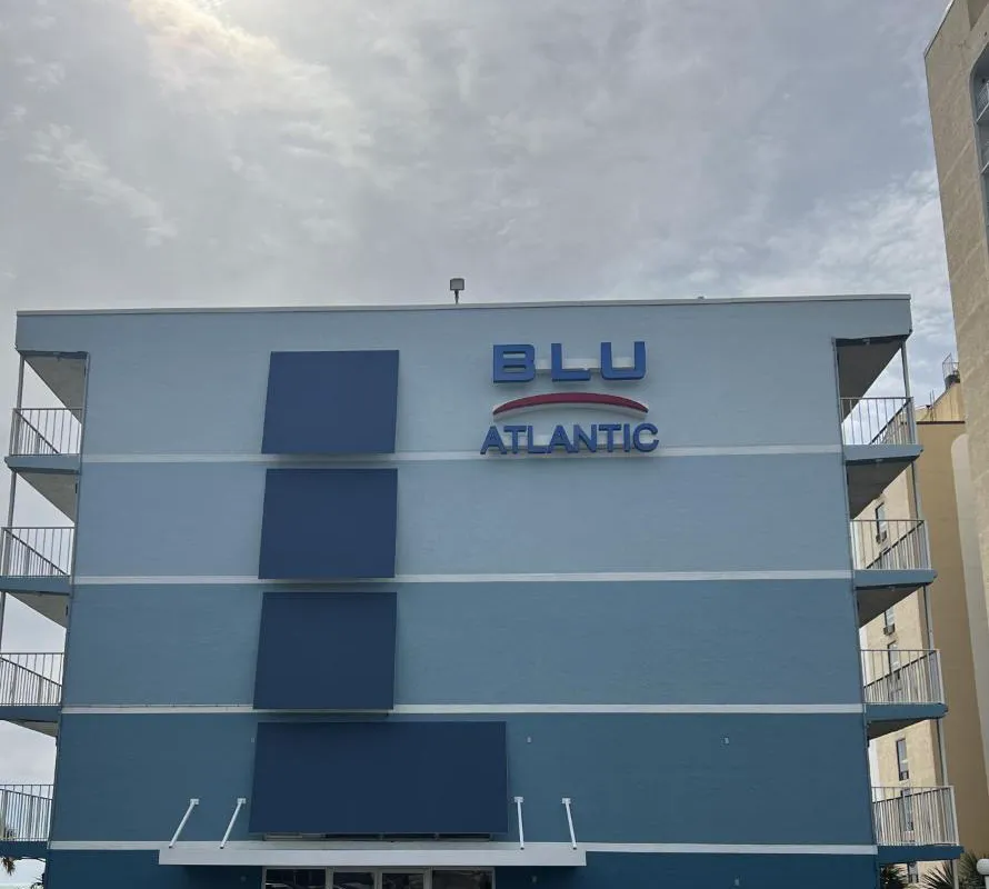 Blu Atlantic Oceanfront Hotel & Suites hotel hero