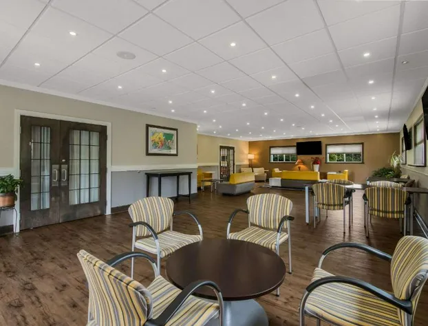 Comfort Inn & Suites Barnesville - Frackville hotel detail image 3