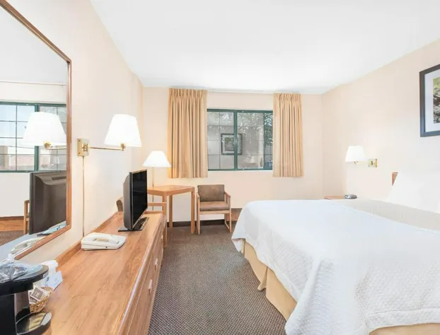 Days Inn by Wyndham West Rapid City hotel detail image 2