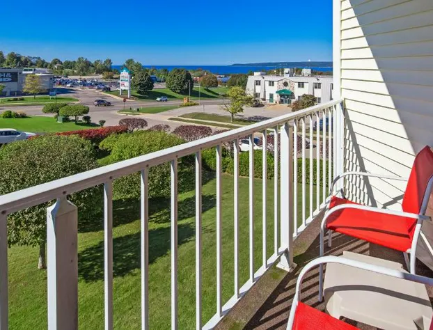 Apple Tree Inn, SureStay Collection by Best Western hotel detail image 4