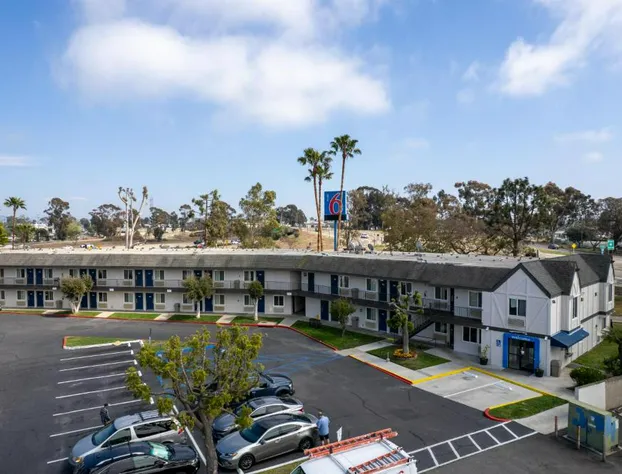 Motel 6 San Diego, CA - North hotel detail image 2