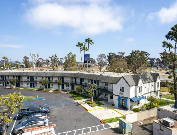 Motel 6 San Diego, CA - North hotel detail image 3