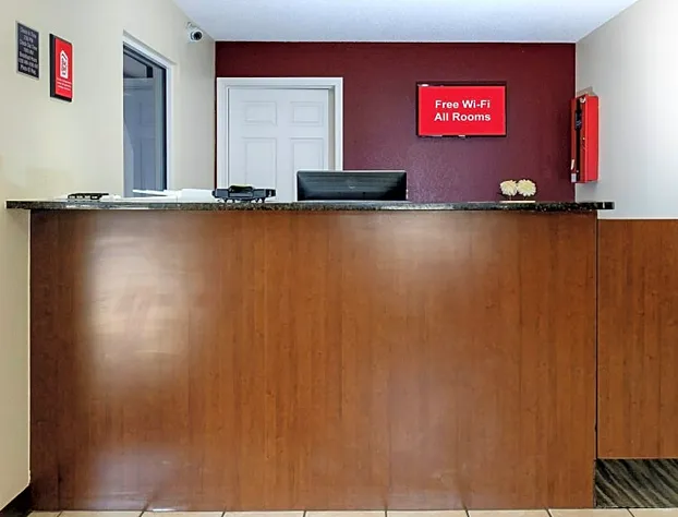 Red Roof Inn Defuniak Springs hotel detail image 3