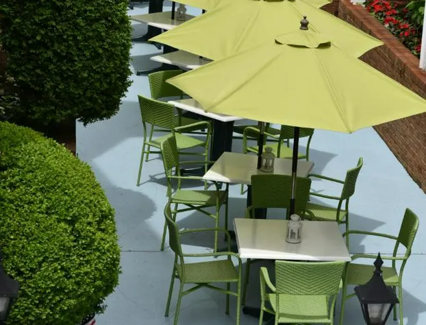 Southampton Inn hotel detail image 4