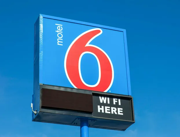 Motel 6 Phoenix, AZ - Airport - 24th Street hotel detail image 2