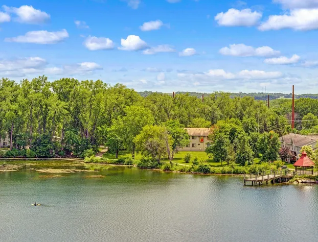 Super 8 by Wyndham Chaska hotel detail image 1