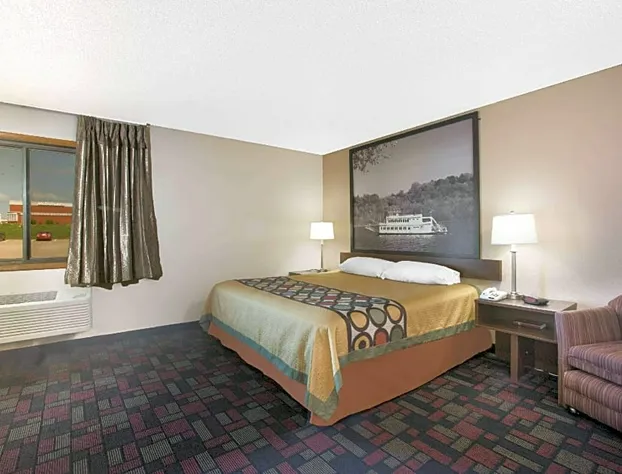 Super 8 by Wyndham Boonville hotel detail image 4