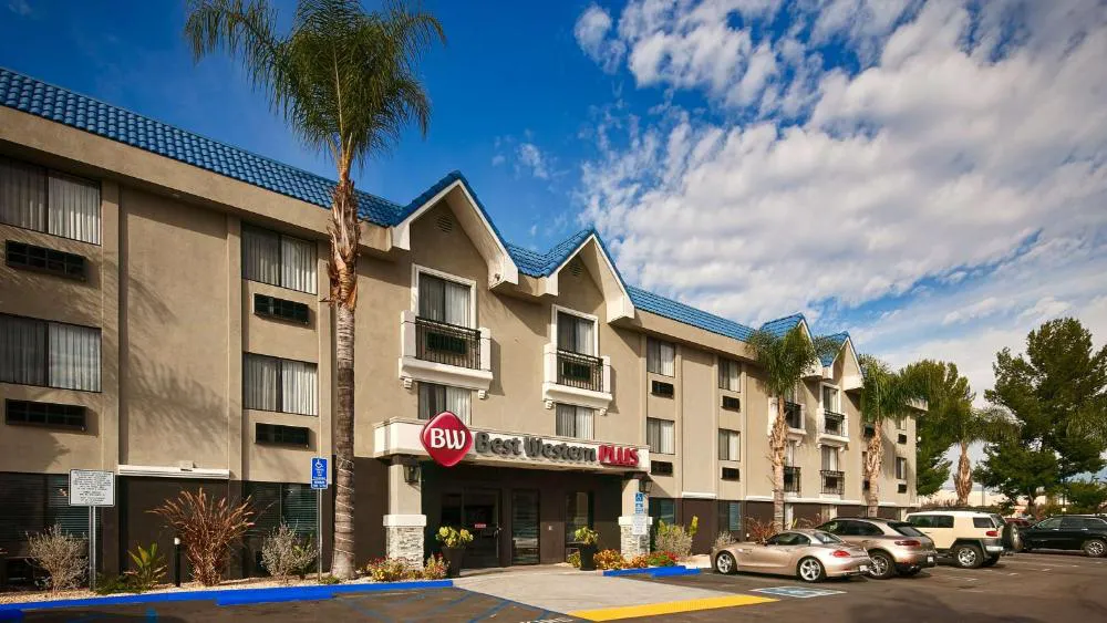 Best Western Plus Diamond Valley Inn hotel hero