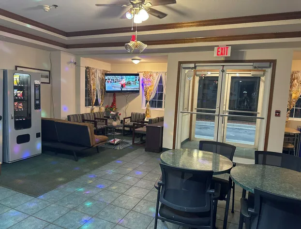 Highland Inn Peculiar hotel detail image 4