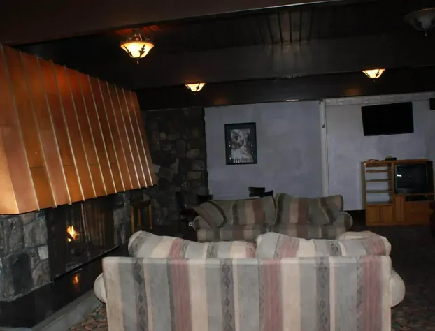 Burntwood Hotel hotel detail image 3