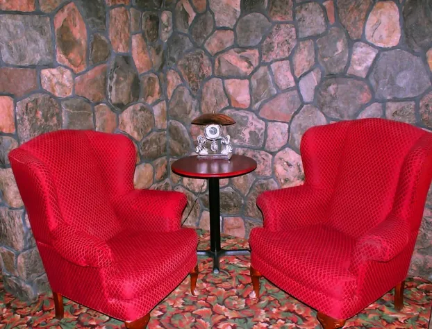 Burntwood Hotel hotel detail image 4