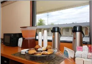 Americas Best Value Inn & Suites Warren Detroit hotel detail image 3