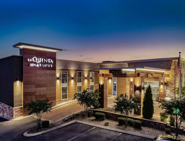 La Quinta Inn & Suites by Wyndham Chattanooga - East Ridge hotel detail image 1