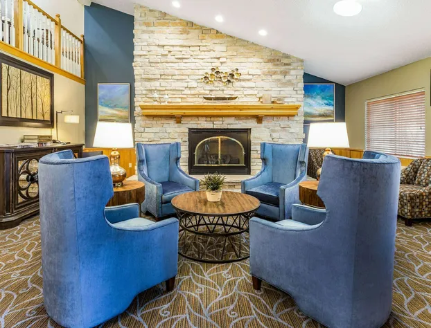 AmericInn by Wyndham Hotel and Suites Long Lake hotel detail image 3