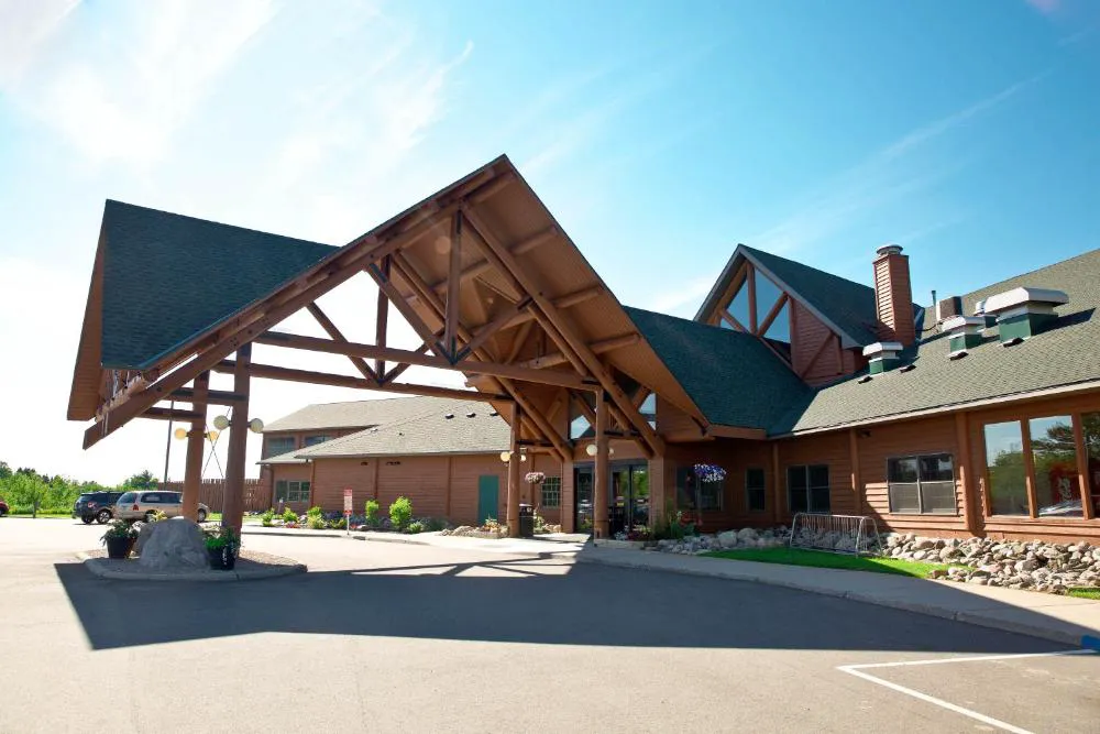Grand Ely Lodge Resort & Conference Center hotel hero