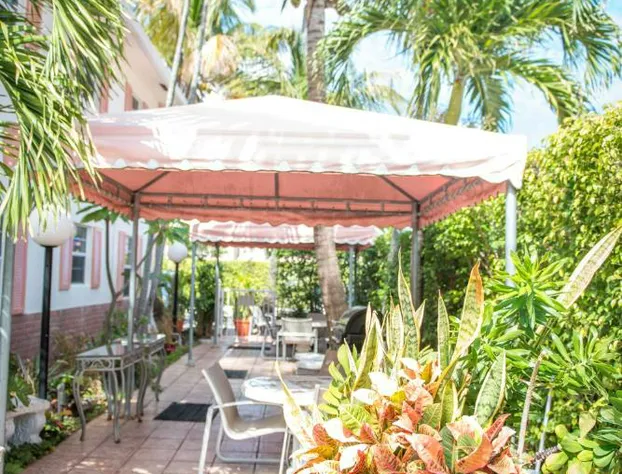 Shore Haven Resort Inn hotel detail image 3