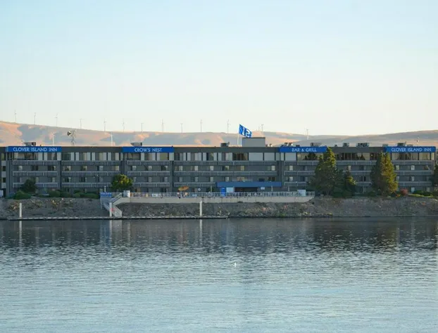 Clover Island Inn hotel detail image 3