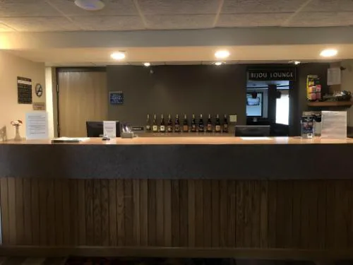 Boarders Inn & Suites by Cobblestone Hotels - Fayette hotel detail image 2