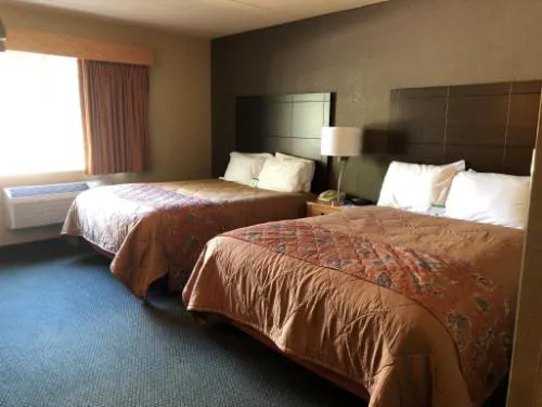 Boarders Inn & Suites by Cobblestone Hotels - Fayette hotel detail image 2