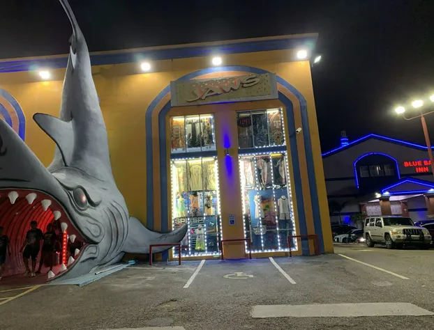 Blue Bay Inn And Suites hotel detail image 2