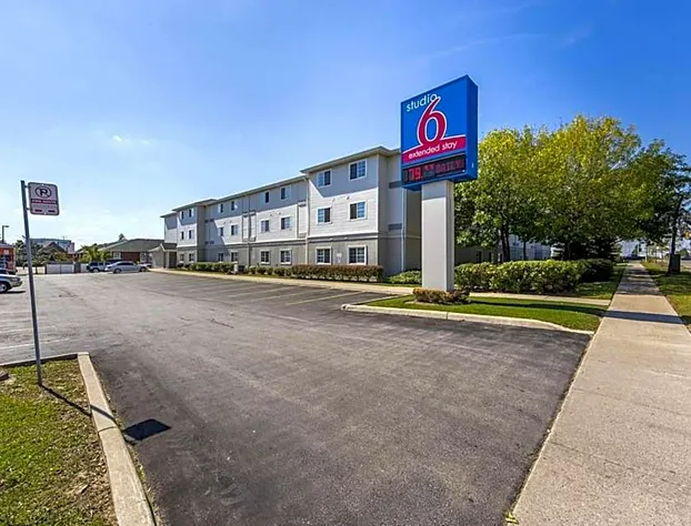 Studio 6 Toronto - Mississauga hotel detail image 2