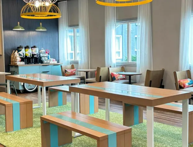 Spark by Hilton Toronto Mississauga hotel detail image 4