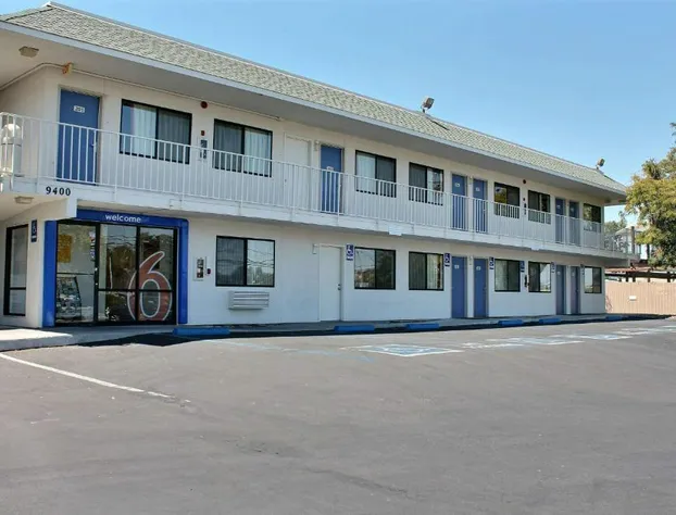 Motel 6 Atascadero, CA hotel detail image 1