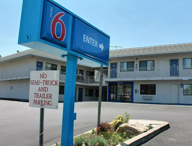 Motel 6 Atascadero, CA hotel detail image 1