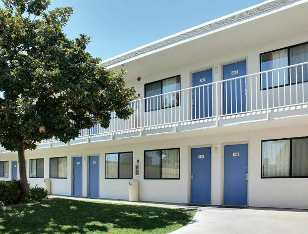 Motel 6 Atascadero, CA hotel detail image 2