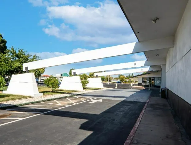 GT Hotels Inn & Suites Extended Stay hotel detail image 2