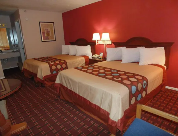 Days Inn by Wyndham College Station University Drive hotel detail image 4