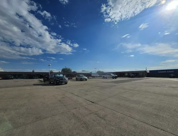 Capital O Marysville Surf Motel Kansas hotel detail image 4