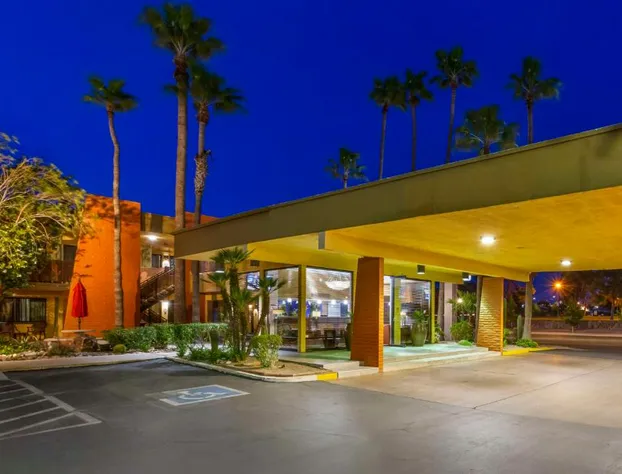 Best Western Royal Sun Inn & Suites hotel detail image 2