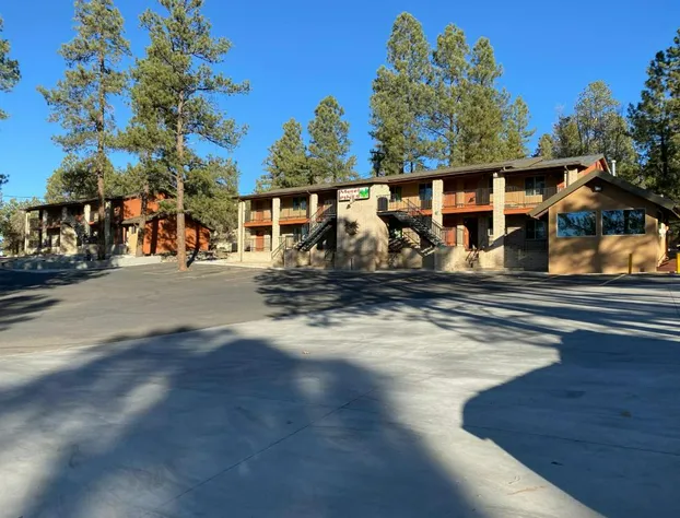 Motel In The Pines hotel detail image 2