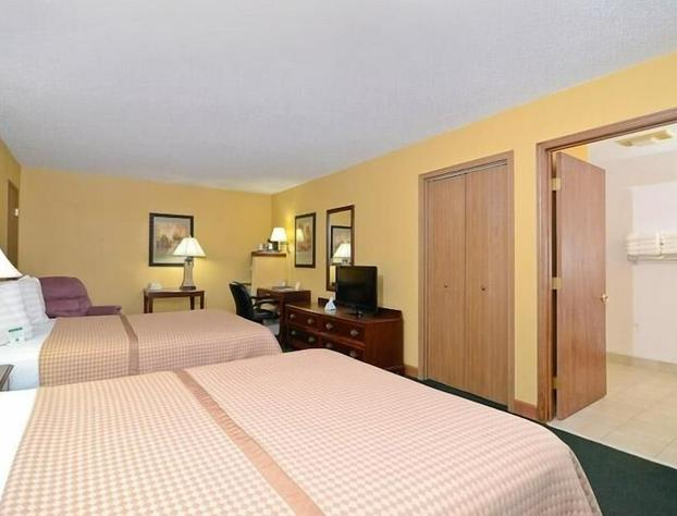 Americas Best Value Inn Iola hotel detail image 2
