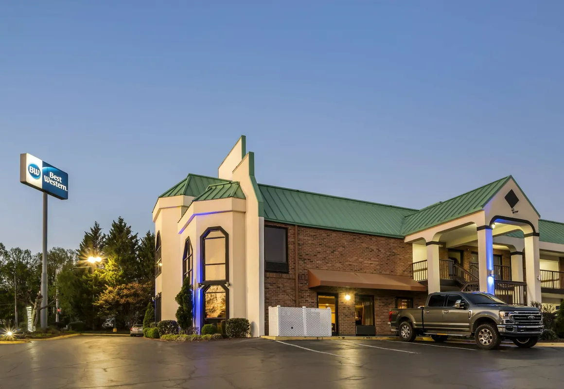 Best Western Statesville Inn hotel hero