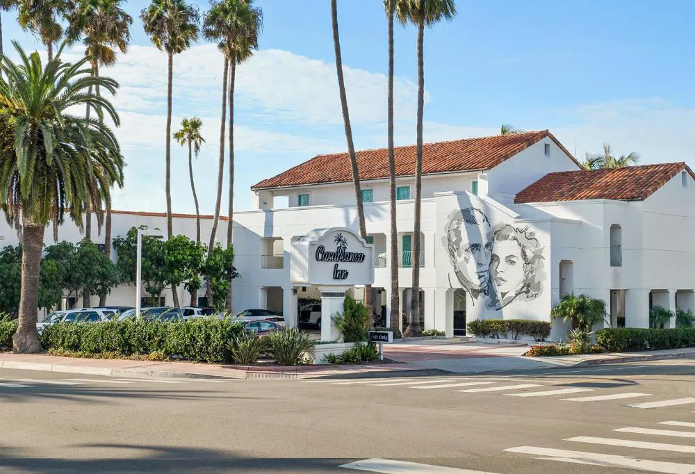 Casablanca Inn hotel hero